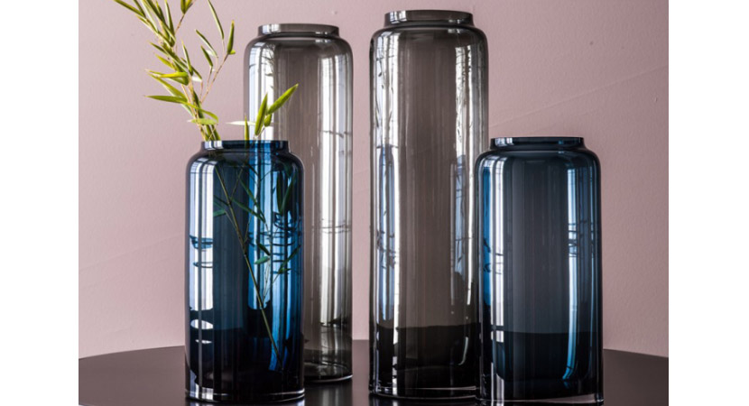 ELITE VASES – Minimal glass vases, available in blue or grey, height 40cm or 60cm