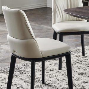 BELINDA CHAIR – Comfortable and contemporary dining chair with a soft leather seat and wooden frame. By Cattelan Italia.