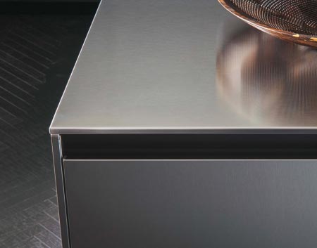 Door design kitchen by Poliform