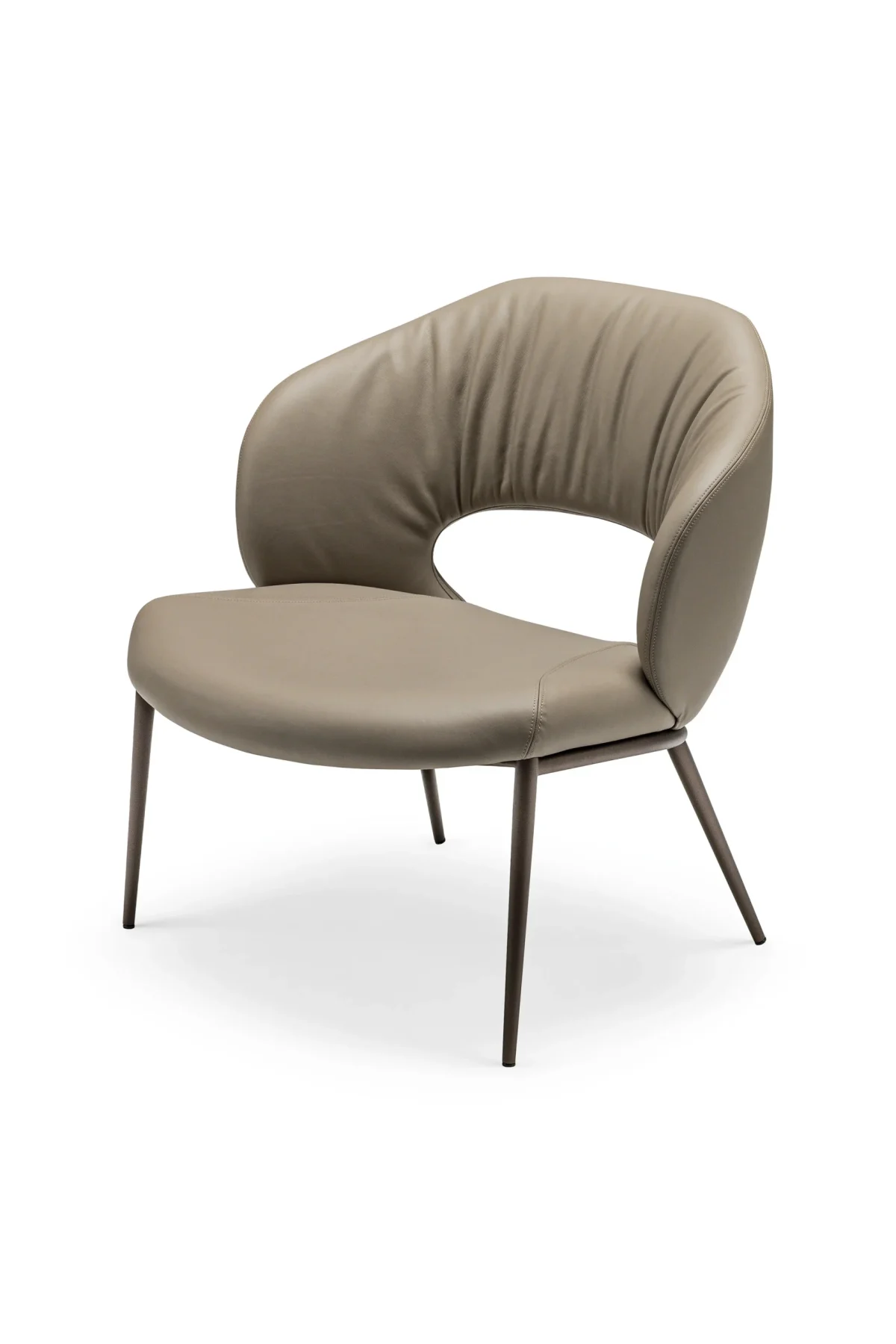 MIRANDA LOUNGE