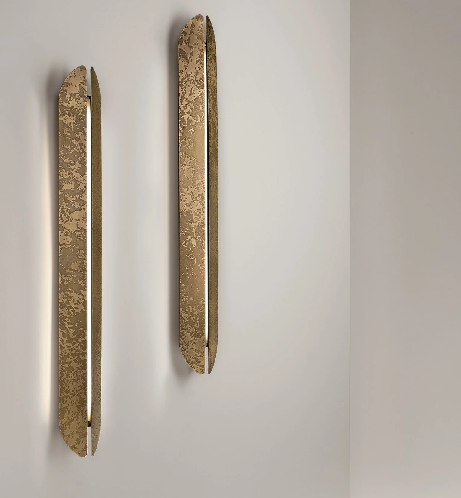 Aare Wall Lamp - De Castelli Aare Wall Lamp - De Castelli