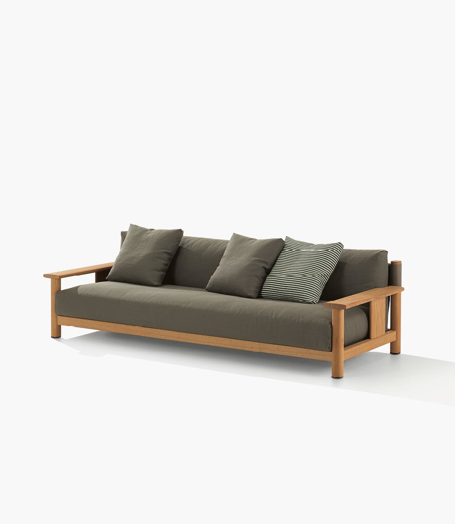 poliform-sofa-ketch-outdoor-lifestyle-06.jpg