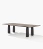 MONOLITH TABLE